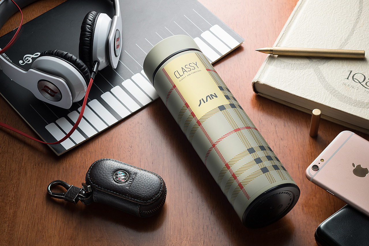 富光格纹杯（图ZMTAxODQwMDc2） - 产品摄影 - 站酷设计师聚象影视传媒1原创素材 - 站酷ZCOOL