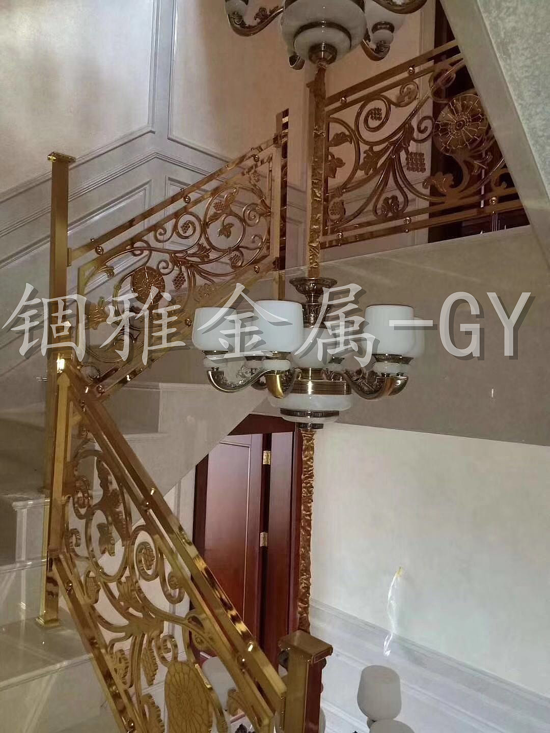 凤舞九天美式K金铝板雕刻楼梯扶手护栏 加工定做（图ZMjEyMDc3MjA0） - 其他工业/产品 - 站酷设计师锢雅17727322215原创素材 - 站酷ZCOOL