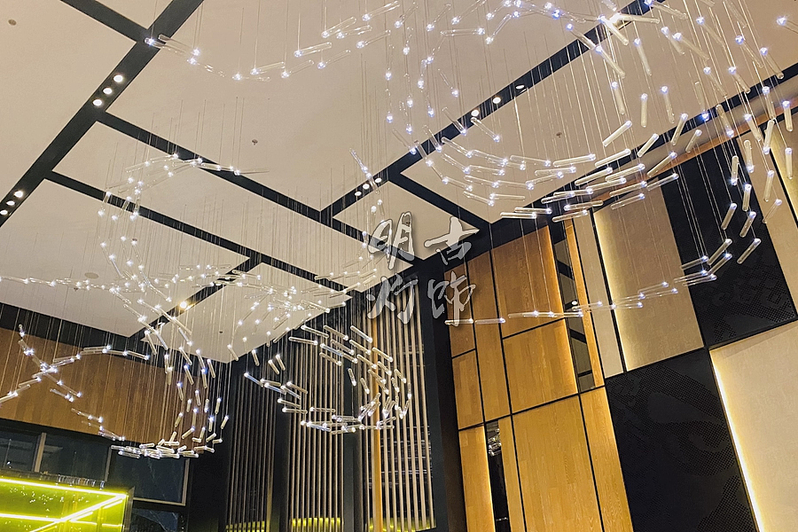 万丽酒店大堂艺术造型吊灯定制（图ZMjU5NjQ3Mjc2） - 酒店餐饮设计 - 站酷设计师明古灯饰定制图库原创素材 - 站酷ZCOOL