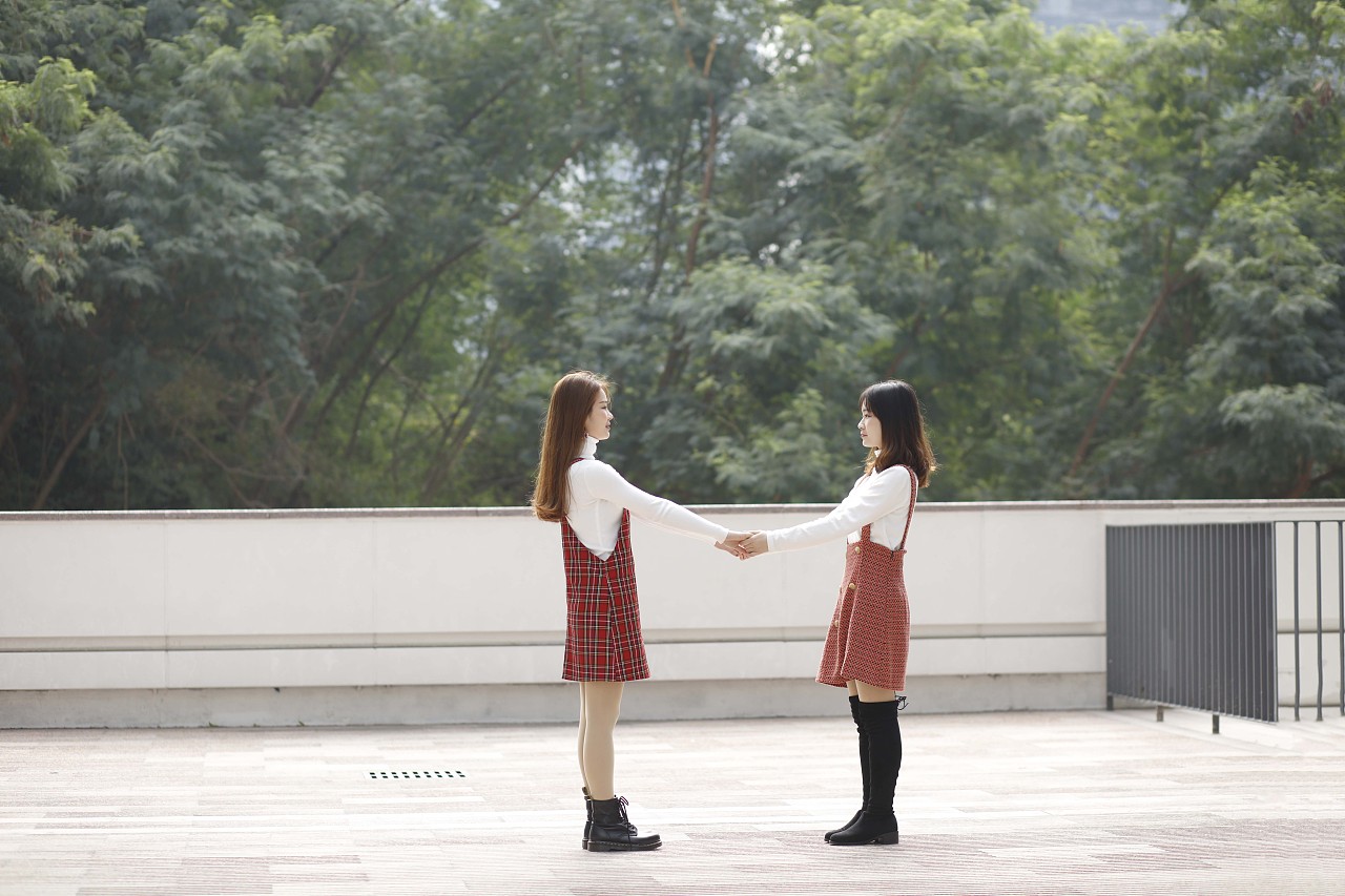 青春是生命中的诗（图ZMTQzNDQwNjY4） - 人像摄影 - 站酷设计师治愈系摄影师宁夏原创素材 - 站酷ZCOOL