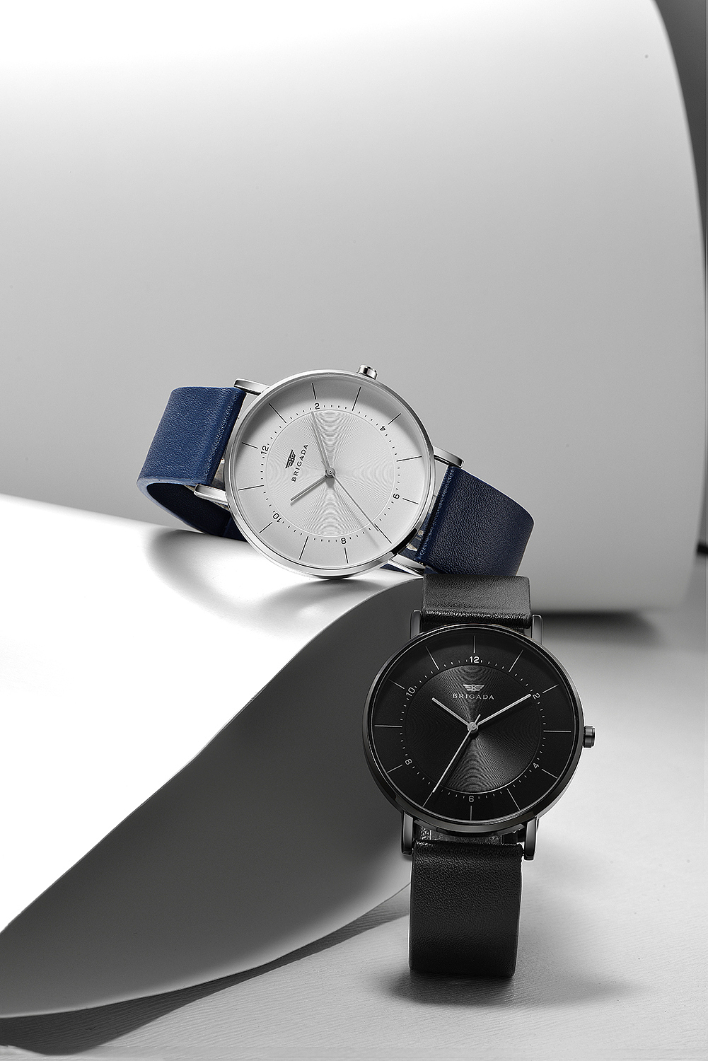 一组风格简约的男表图