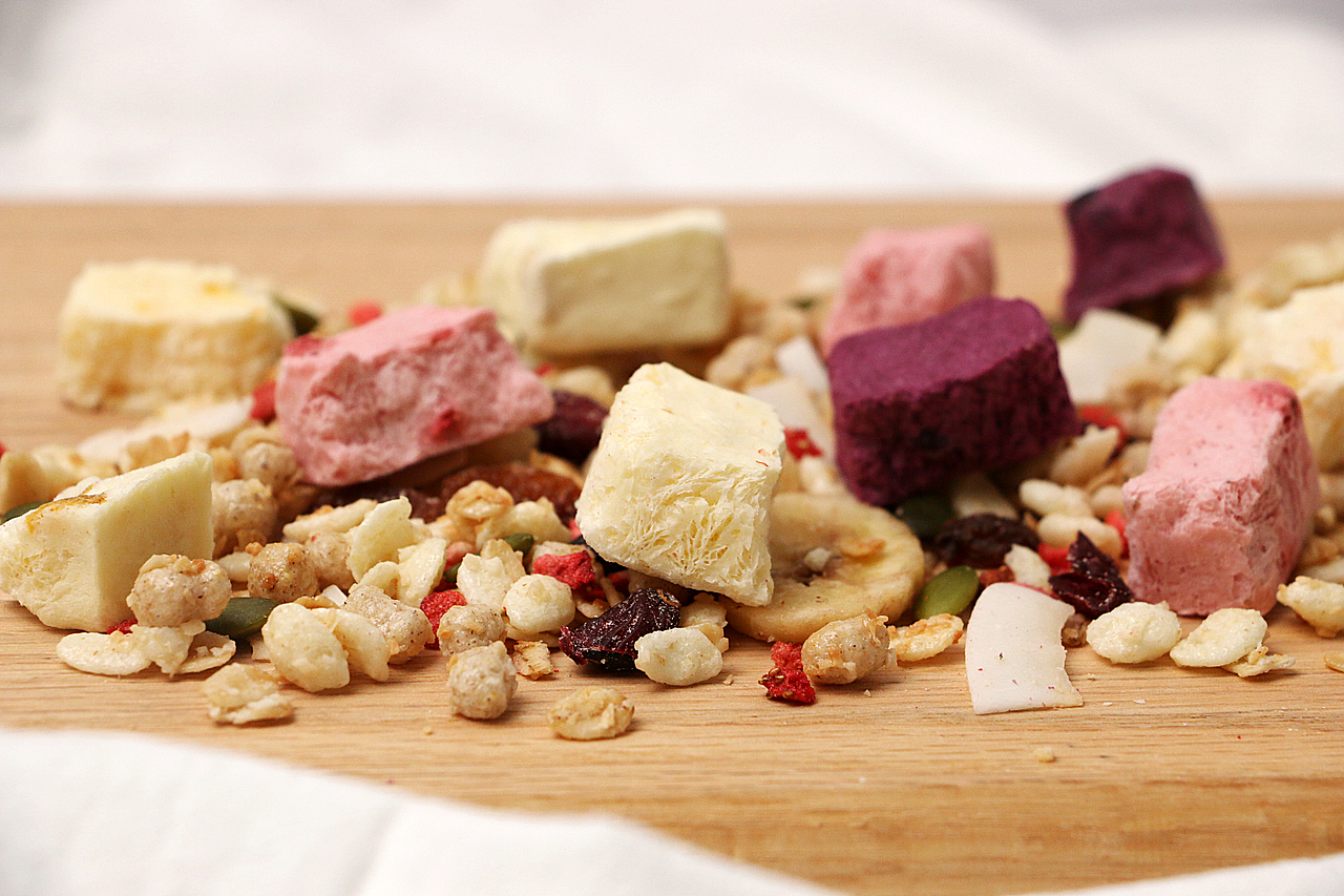 红豆薏米粉/麦片/酸奶块坚果/青汁