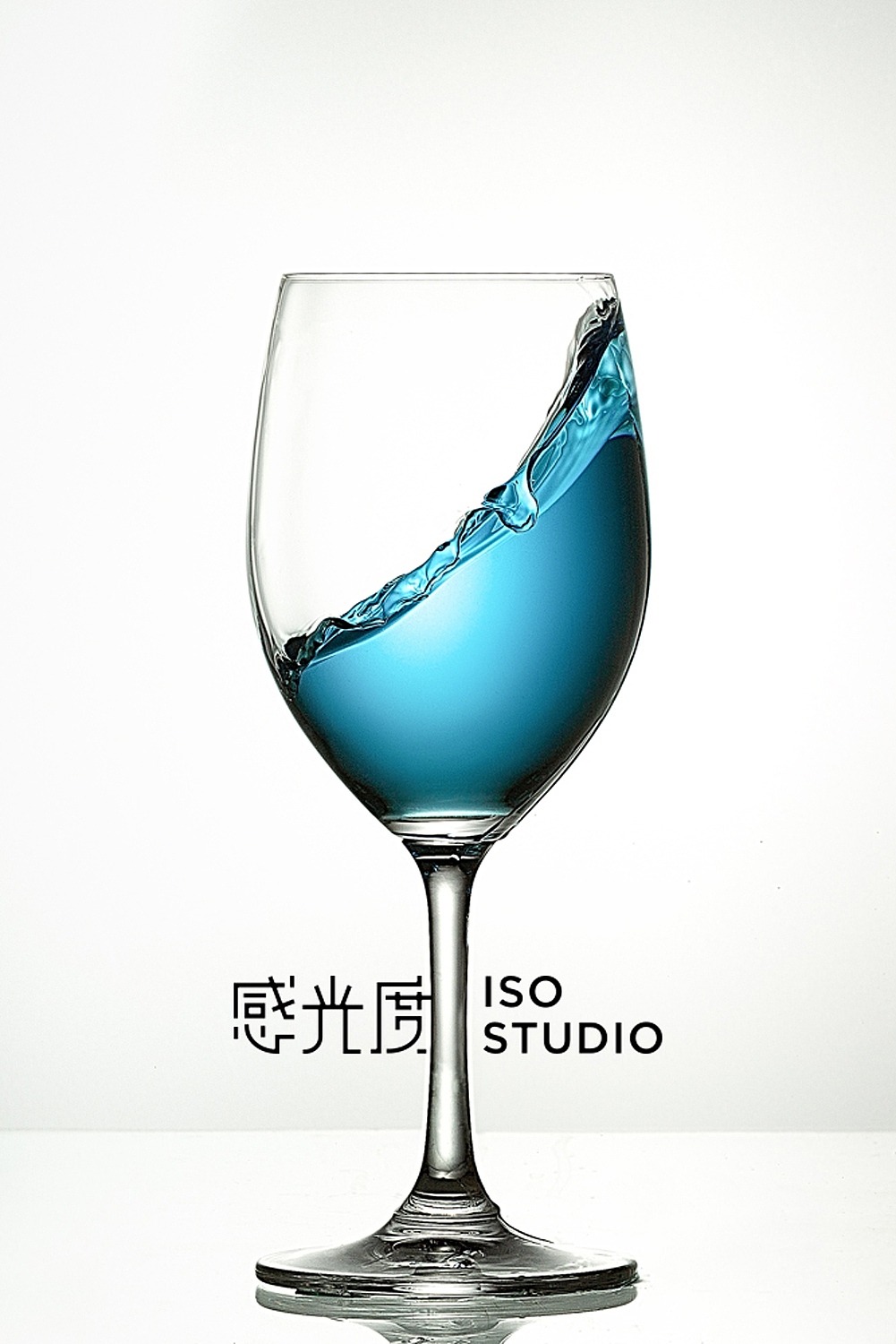 高脚杯（图ZMTMyODExMzg4） - 产品摄影 - 站酷设计师沈刘晨原创素材 - 站酷ZCOOL