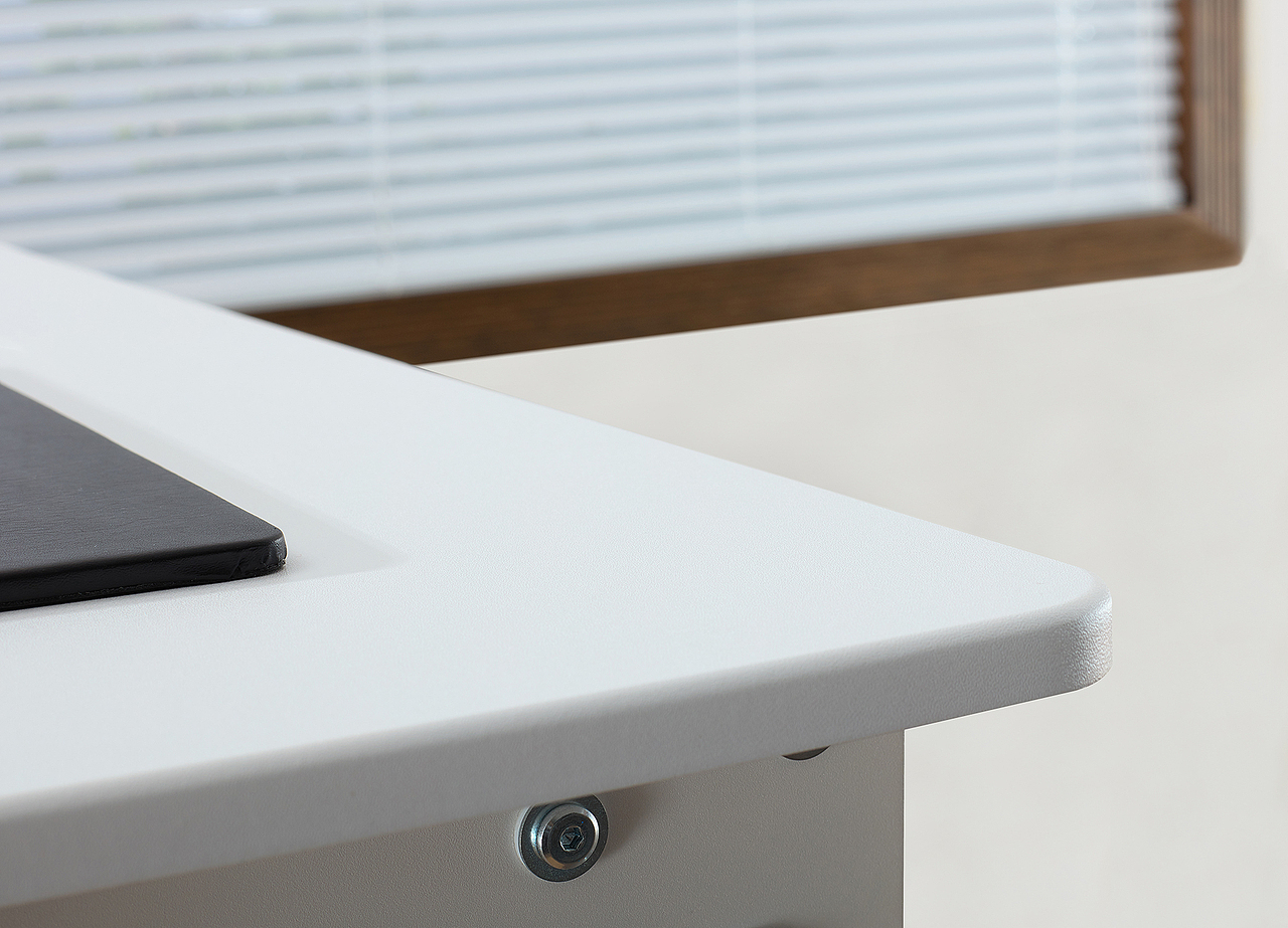 手动折叠升降桌细节拍摄 办公书桌场景摄影 电脑桌拍照