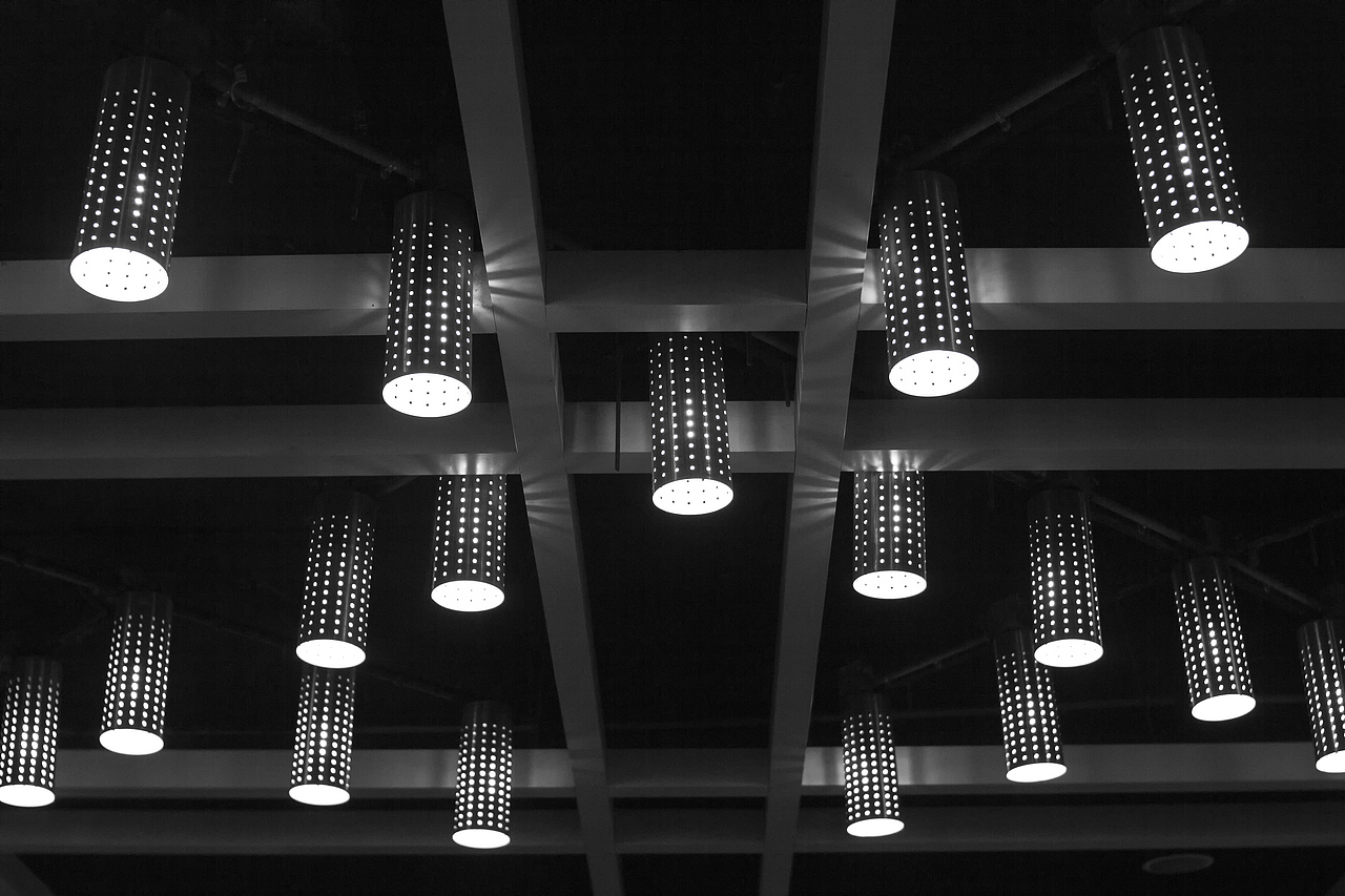 周末出去逛,拍了一组照片,准备用来做桌面背景~