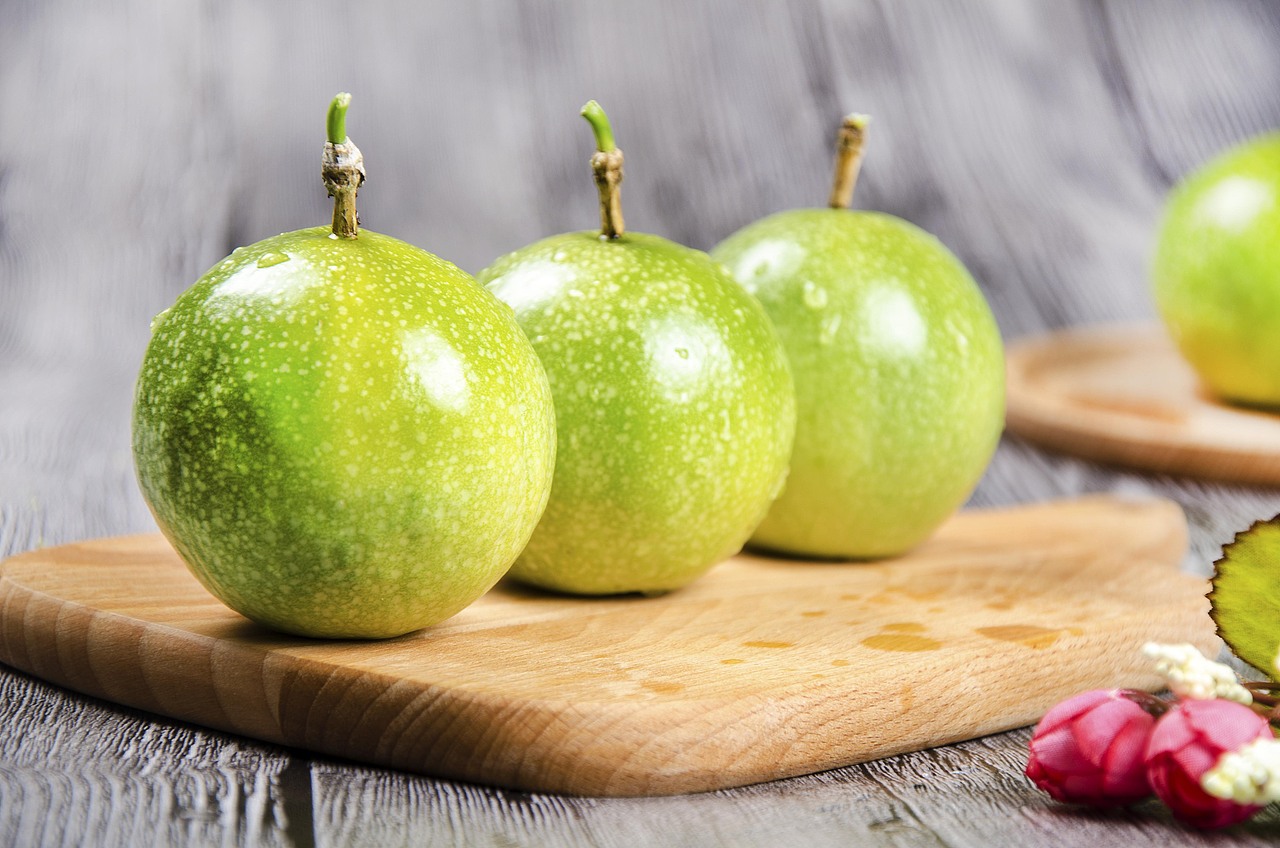 黃金百香果（圖ZMjAwNjkzNTEy） - 產(chǎn)品攝影 - 站酷設(shè)計師攝影潘婷原創(chuàng)素材 - 站酷ZCOOL