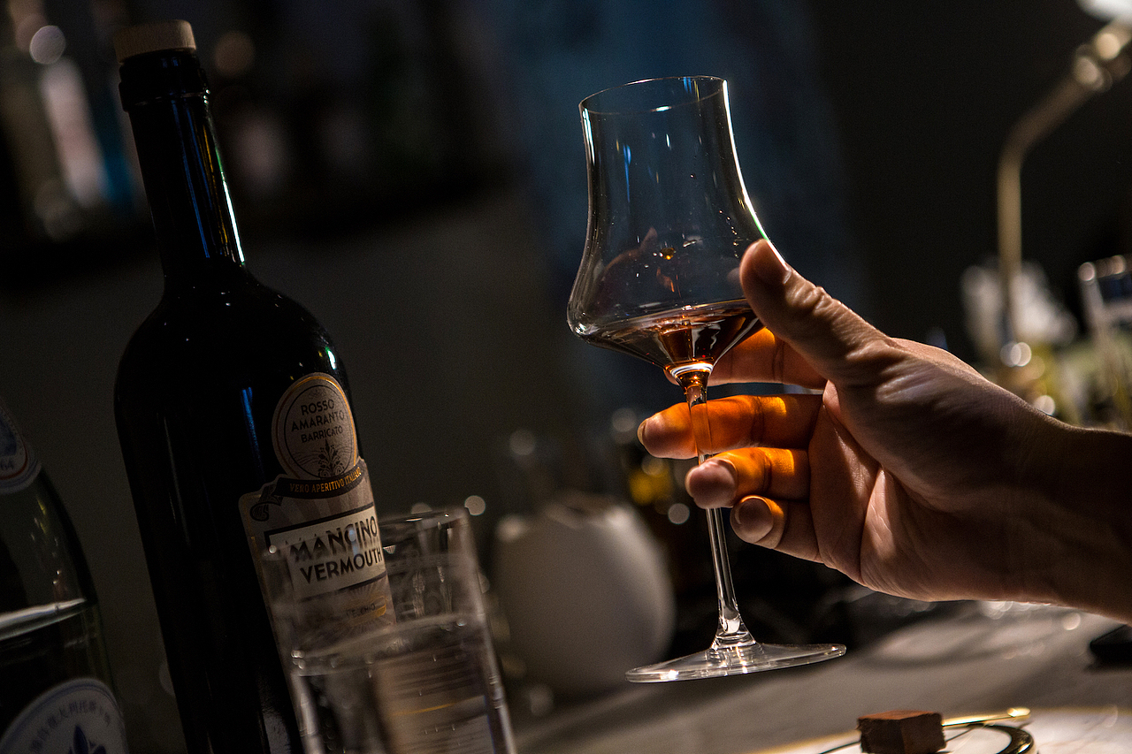 Paul（图ZMjI4Nzg4NzQ4） - 产品摄影 - 站酷设计师狮子是狮子原创素材 - 站酷ZCOOL