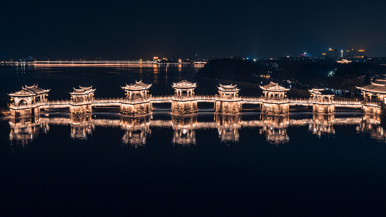 2021丨年度摄影报告:定格瞬间,影见视界