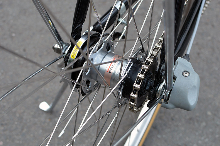 凤凰弯梁女士28自行车改装内三速复古自行车