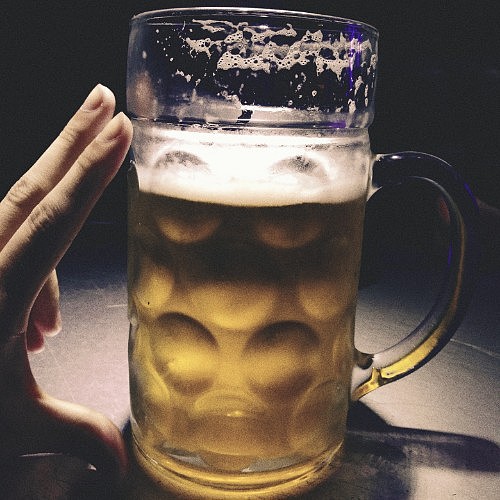 啤酒:beer:（圖ZOTUzMTI3MzY=） - 產(chǎn)品攝影 - 站酷設(shè)計(jì)師Z34041928原創(chuàng)素材 - 站酷ZCOOL