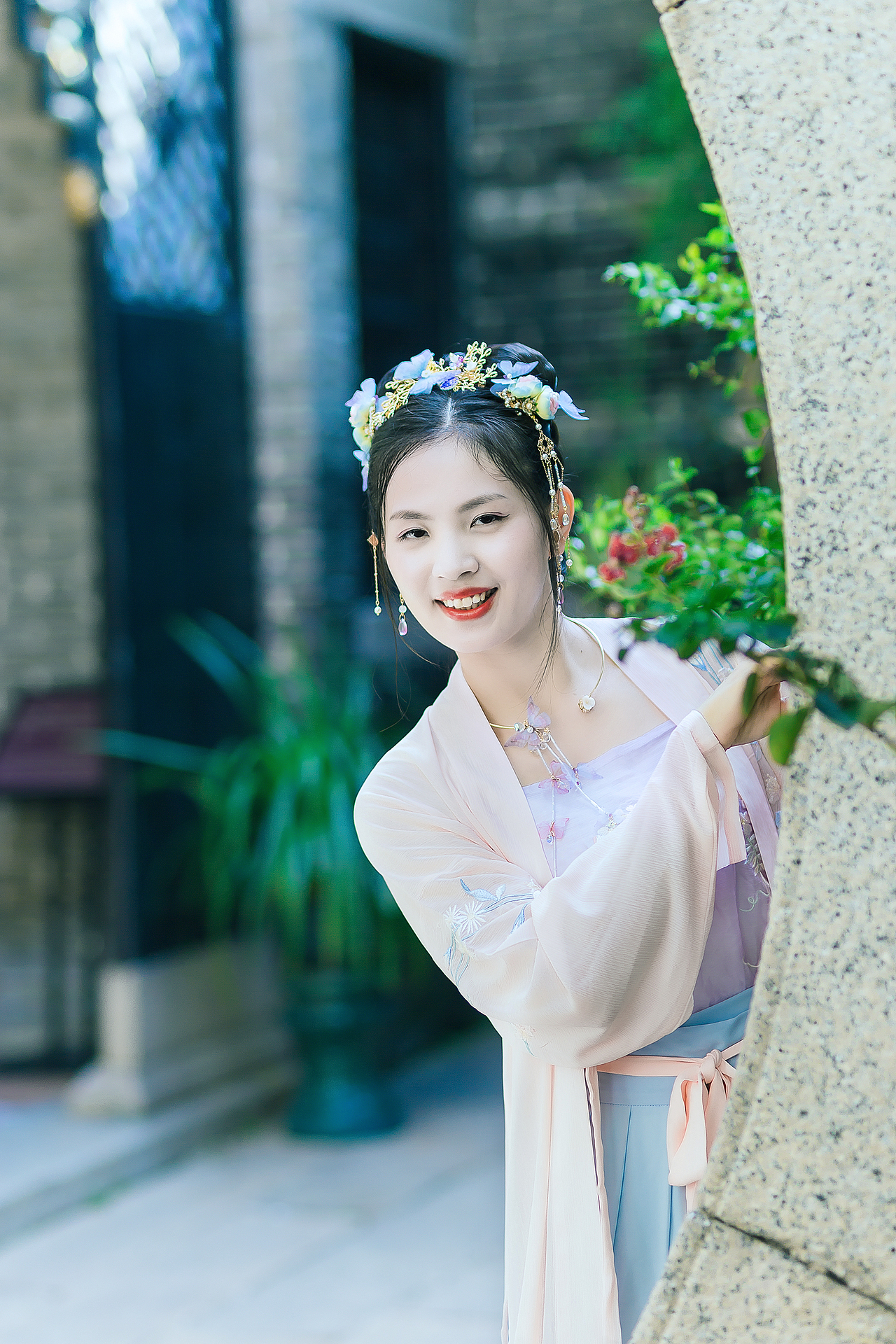 小米仪教汉服游余荫