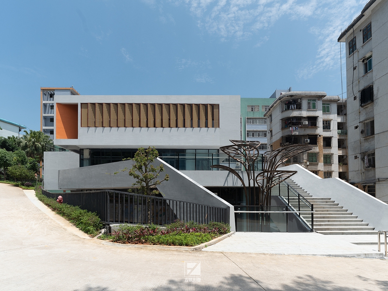 广东韶关仁化县仁化中学图书馆（图ZMjUzNTAxOTYw） - 环境/建筑摄影 - 站酷设计师上海方筑影像原创素材 - 站酷ZCOOL