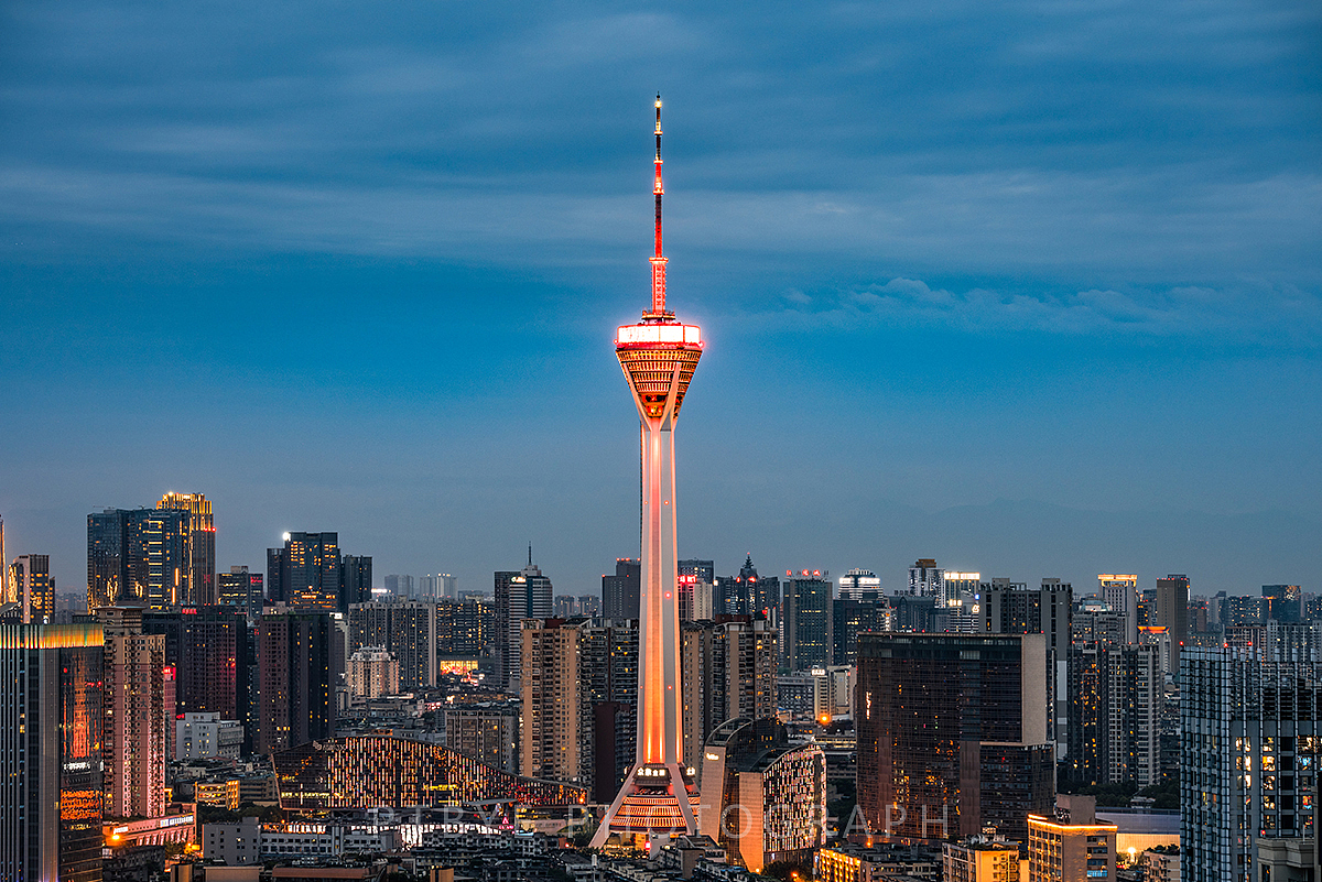 8月蓉城，雪山与穿月（图ZMjY5Nzk2ODc2） - 风光摄影 - 站酷设计师Ptbye原创素材 - 站酷ZCOOL