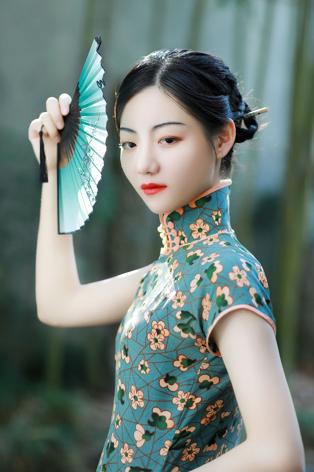 最是那一低头的温柔（图ZMjI3NjcxMDk2） - 人像摄影 - 站酷设计师子诺ZiNeo原创素材 - 站酷ZCOOL