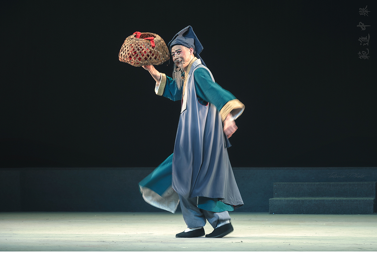 高甲戏范进中举