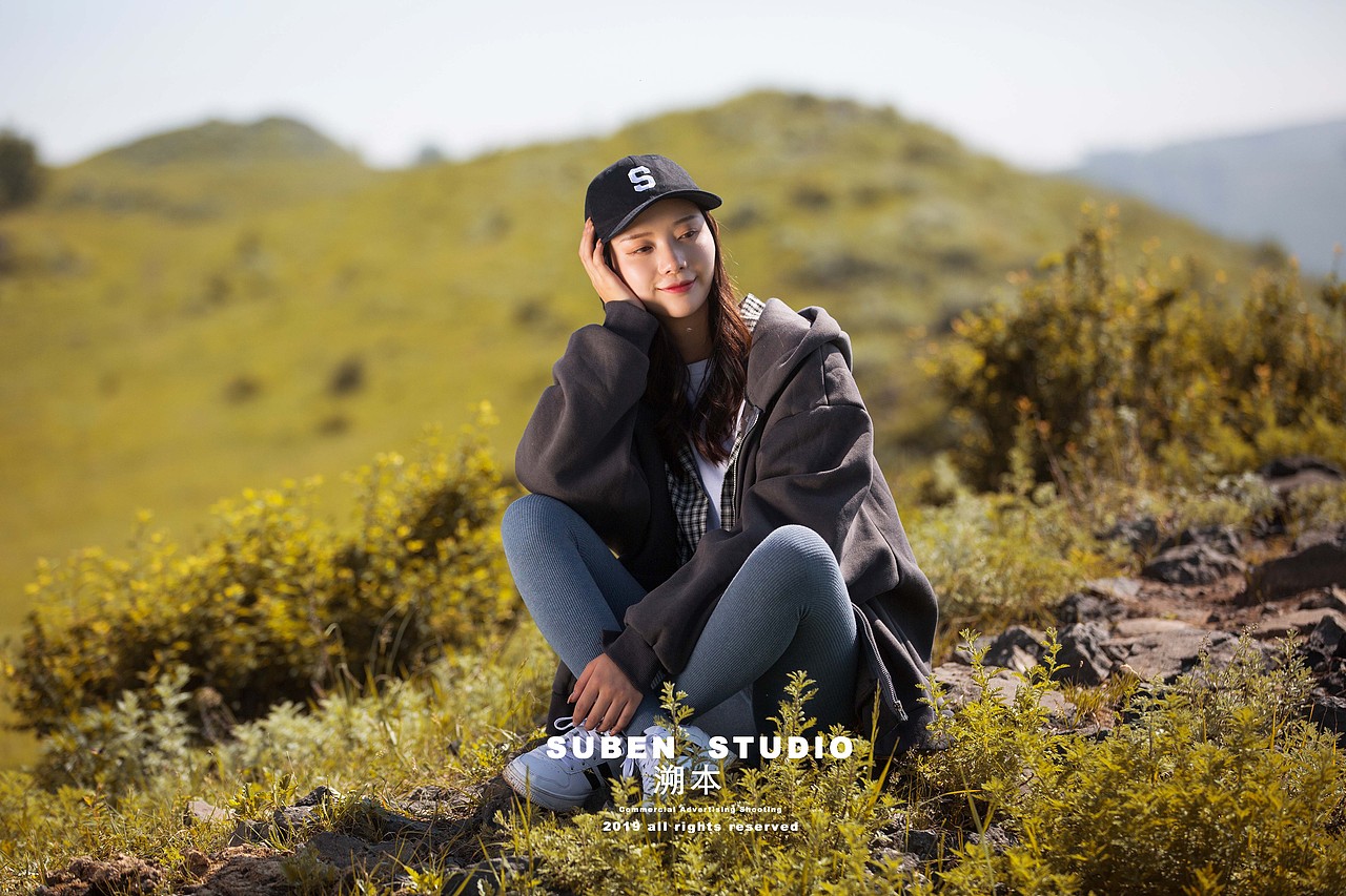 户外女装（图ZMTY2MjI3Mzgw） - 人像摄影 - 站酷设计师溯本文化原创素材 - 站酷ZCOOL