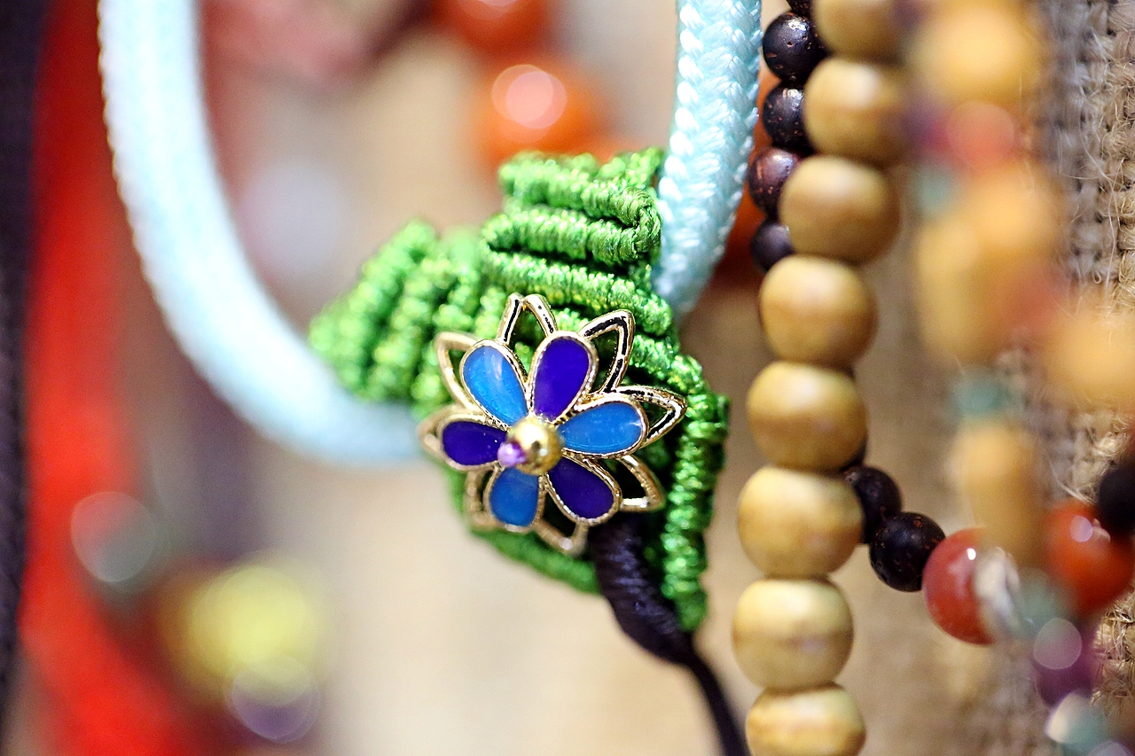 饰品（图ZMTAwNDEwOTUy） - 时尚/艺术摄影 - 站酷设计师发现的眼睛A原创素材 - 站酷ZCOOL