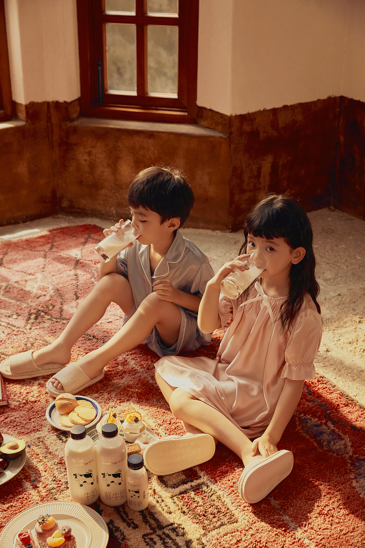 ClassyKiss卡士酸奶｜2021线下广告拍摄（图ZMjc5NDM4NjE2） - 人像摄影 - 站酷设计师WaiTinG0417原创素材 - 站酷ZCOOL