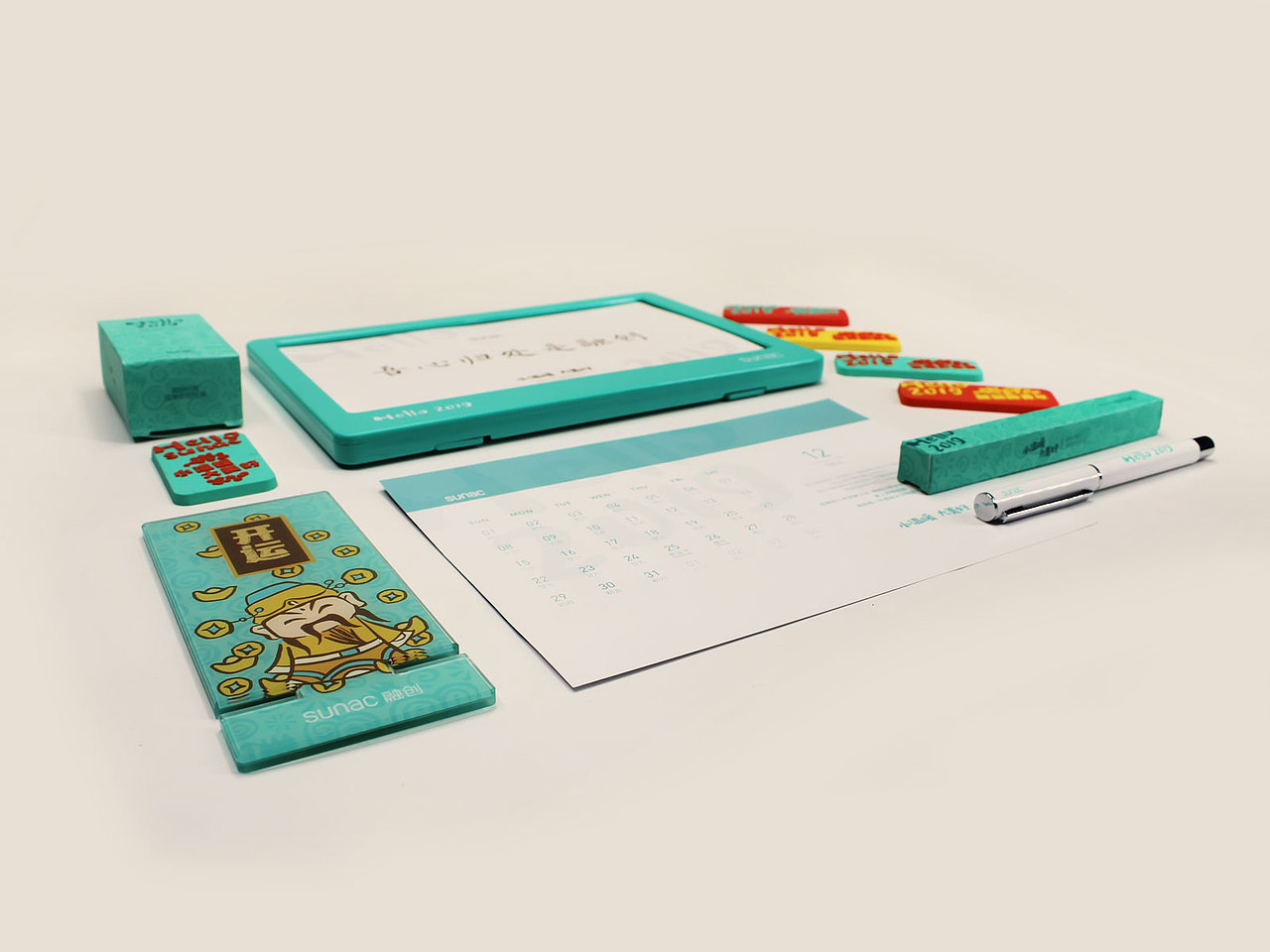 融盒-融创行政2019年新年礼品（图ZMTQ1NDA3MTQ0） - 包装 - 站酷设计师刘玉设计原创素材 - 站酷ZCOOL