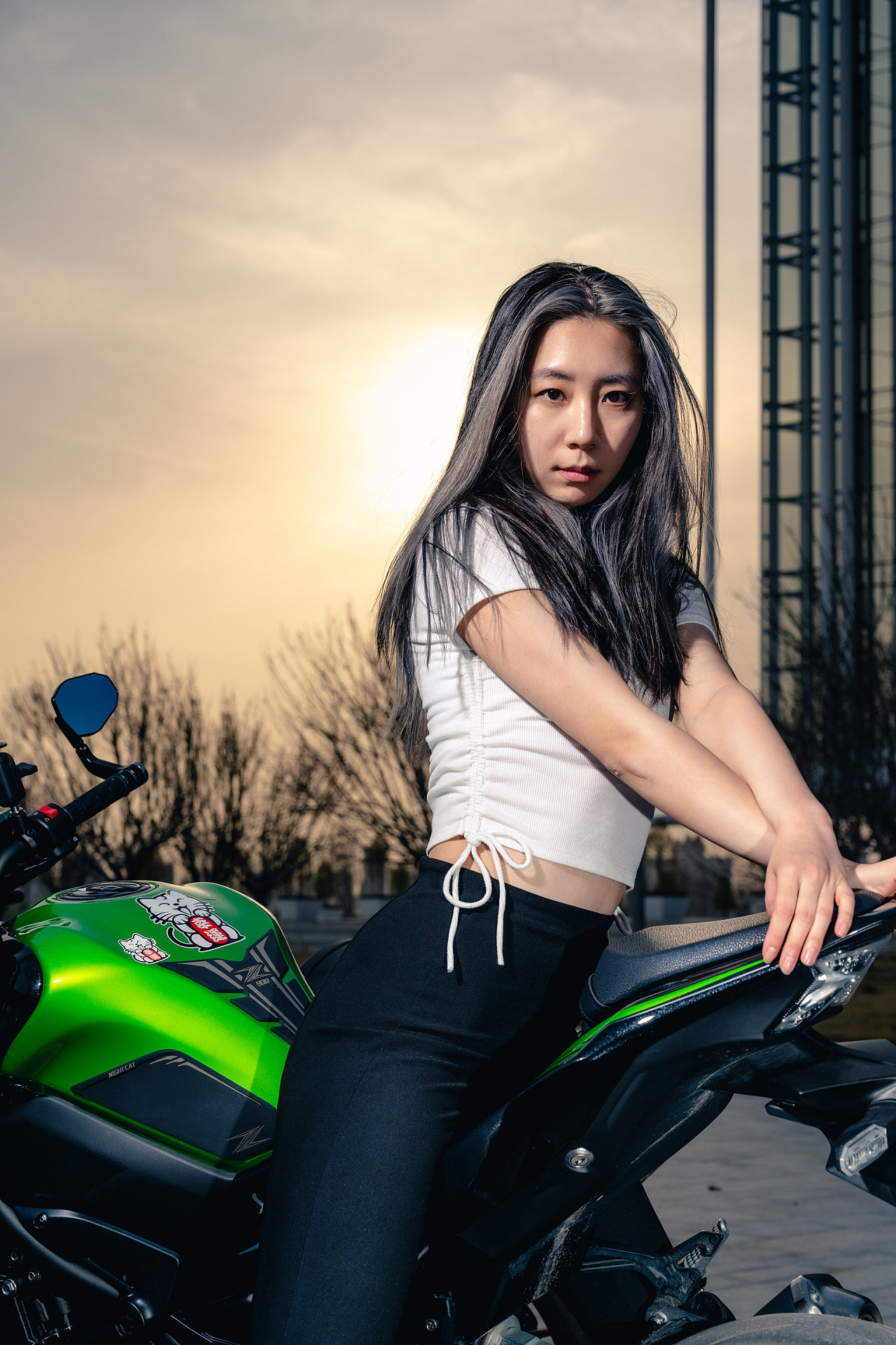 硬光机车人像和光绘人像摄影练习|摄影|人像摄影|心途映像 - 原创作品