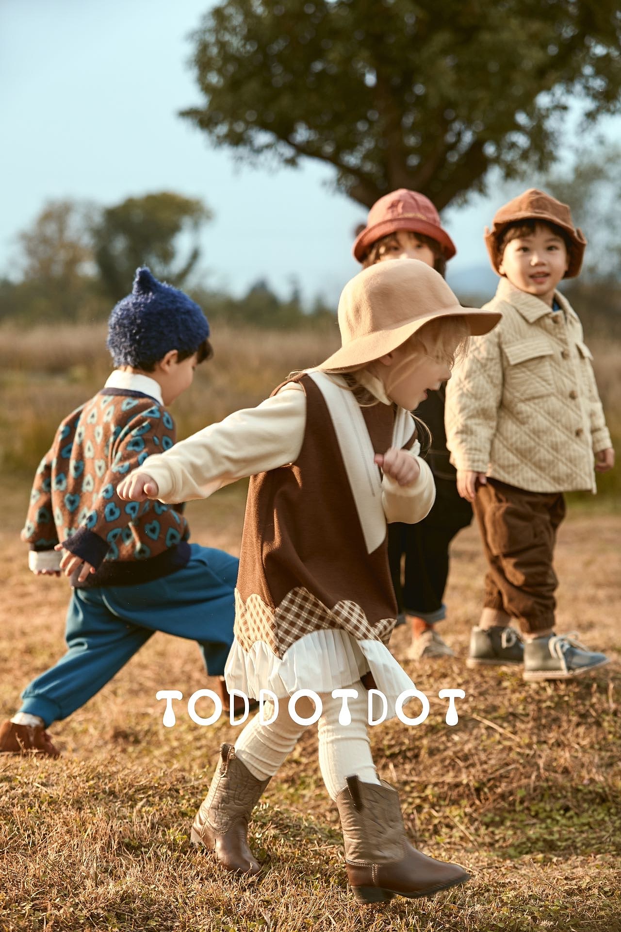 童装形象拍摄 | 2022AW TODDOTDOT（图ZMjgxMjc4MTA0） - 时尚/艺术摄影 - 站酷设计师iS0NE原创素材 - 站酷ZCOOL