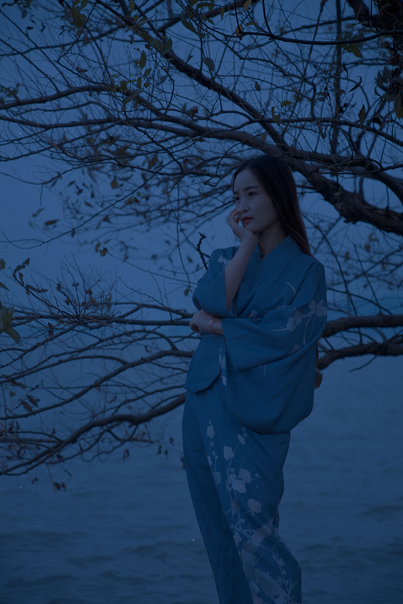 蓝色的梦-发生在蓝色的夜里（图ZMjI5NTIzNjg4） - 人像摄影 - 站酷设计师三维设小周原创素材 - 站酷ZCOOL