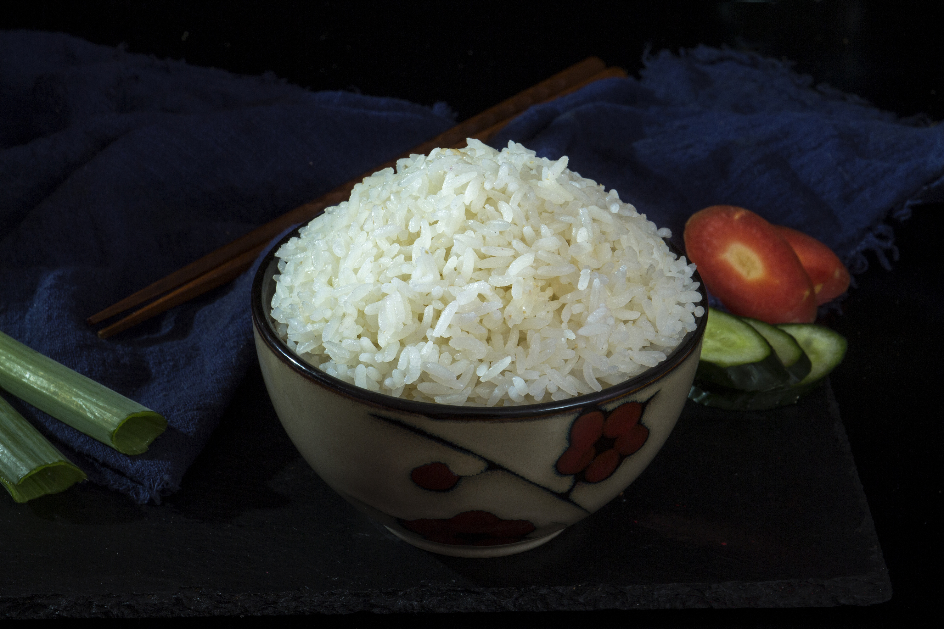 米饭主食摄影图高清摄影大图-千库网