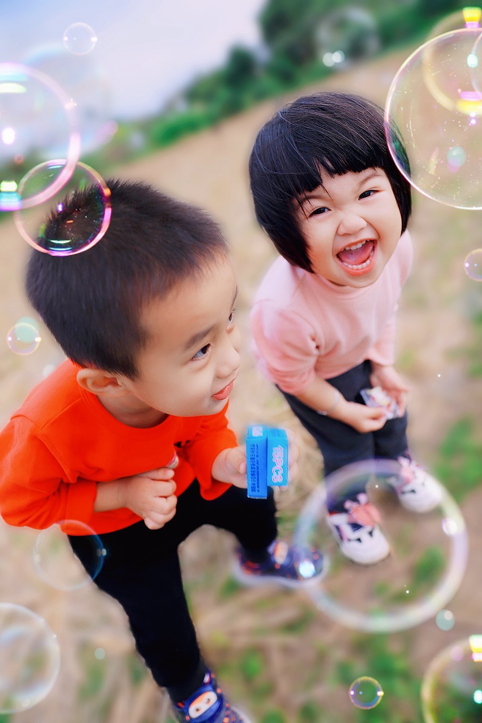 《可爱的你们》——人像摄影（图ZMTUwNDc2NDAw） - 人像摄影 - 站酷设计师新奥义原创素材 - 站酷ZCOOL