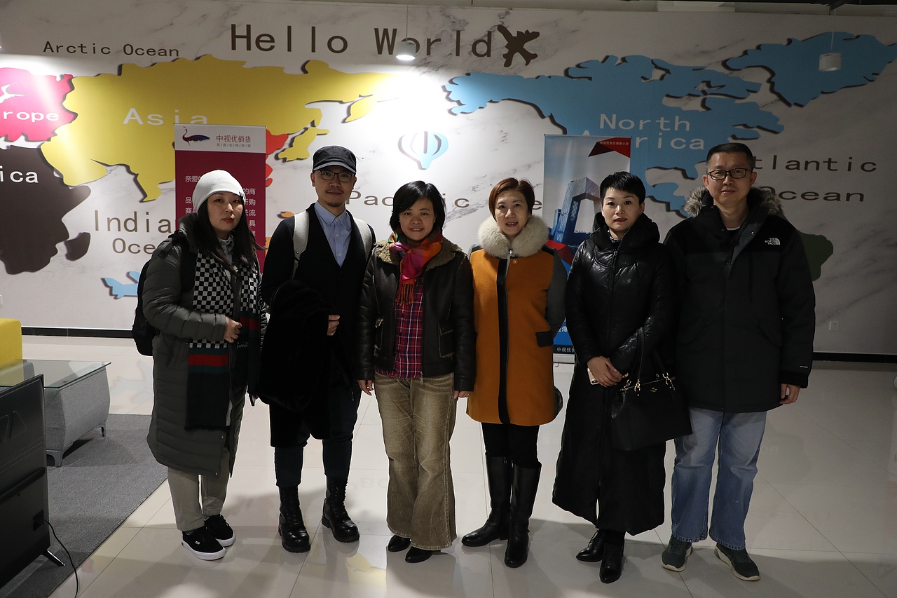 中视优俏货线下自提店