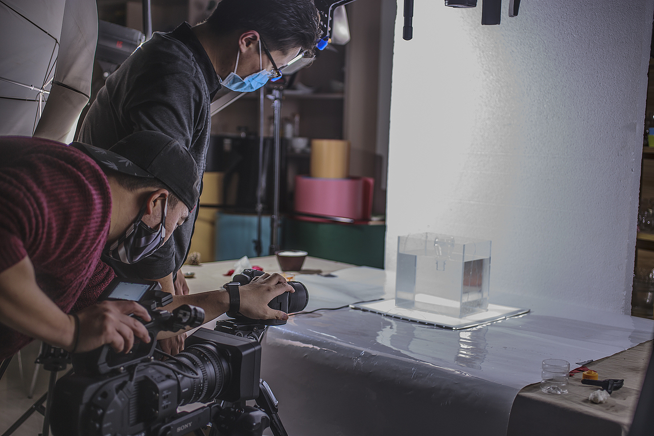 梦幻的色彩之舞-摄影与艺术之间-彩色墨水与高速摄影（图ZMTAxNDYxNzk2） - 修图/后期 - 站酷设计师深夜谷雨原创素材 - 站酷ZCOOL