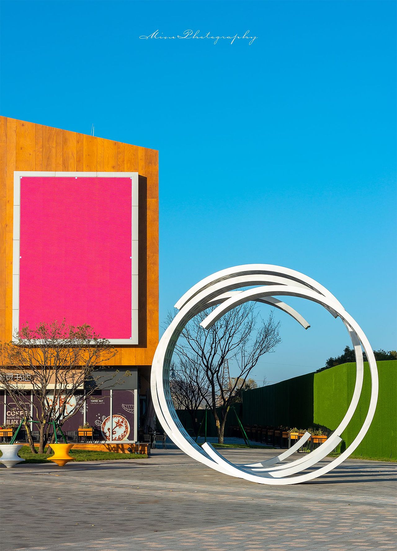 万科春和景明售楼处雕塑