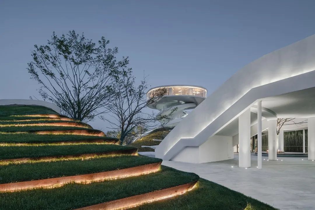 世纪水岸鸟屿浮云