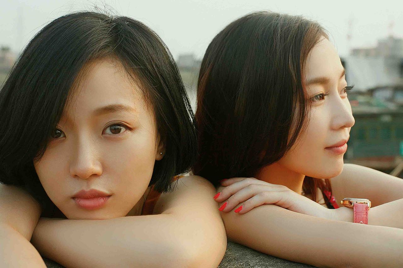 致闺蜜（图ZMTMxNzk4ODQ=） - 人像摄影 - 站酷设计师泽介介原创素材 - 站酷ZCOOL
