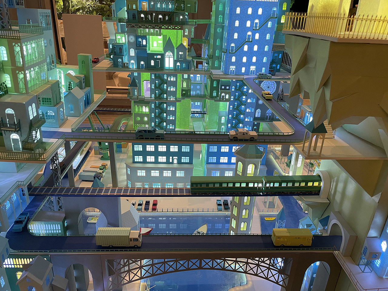 纸雕海上之城3（图ZMjcyMjg1MDE2） - 其他手工艺 - 站酷设计师尹利帅纸艺师原创素材 - 站酷ZCOOL