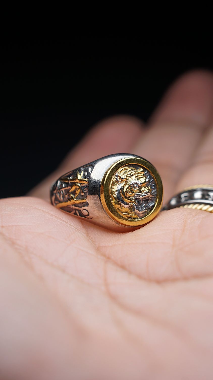 【虎啸山林】纯银包金戒指