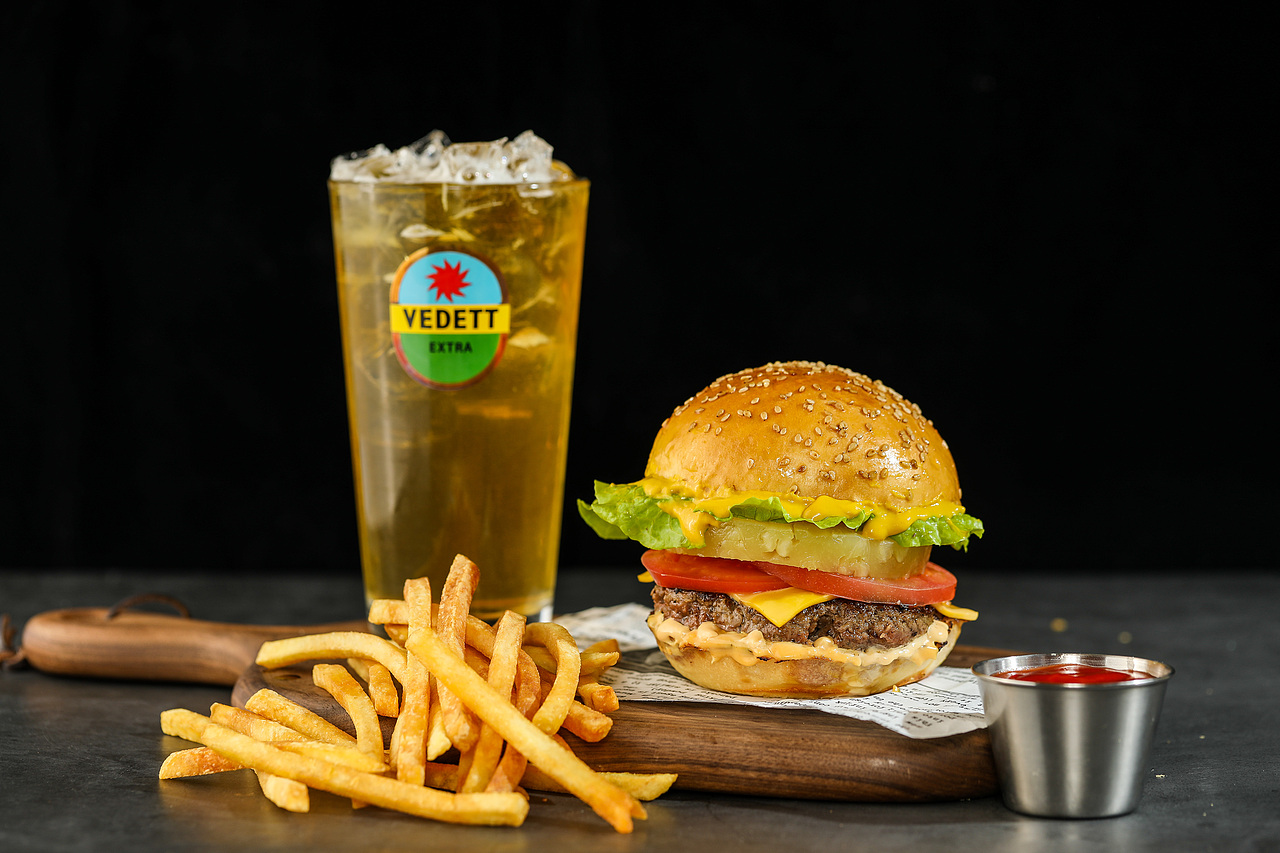 美食摄影丨汉堡 炸鸡 啤酒（图ZMjA3NjYzNDE2） - 产品摄影 - 站酷设计师伟世李原创素材 - 站酷ZCOOL