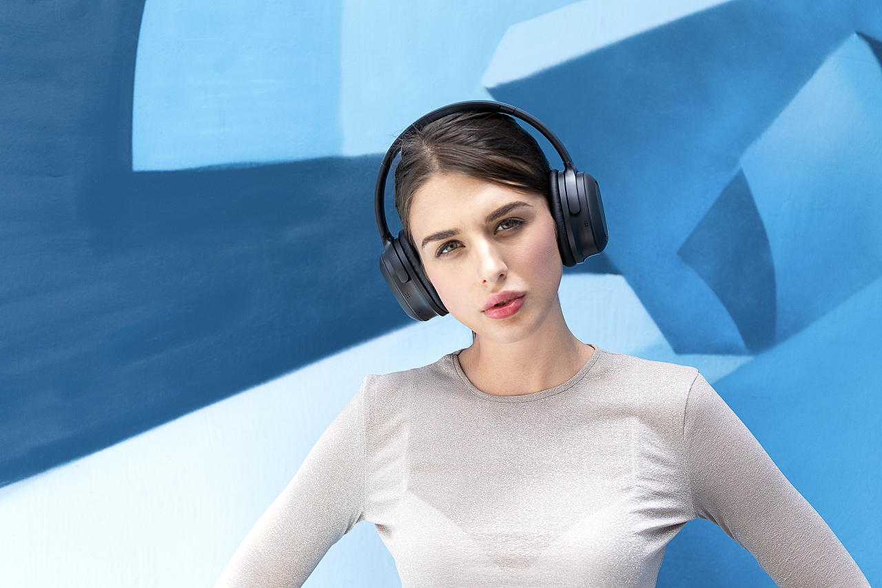 拍摄案例丨dyplay城市旅行者20头戴式降噪蓝牙耳机