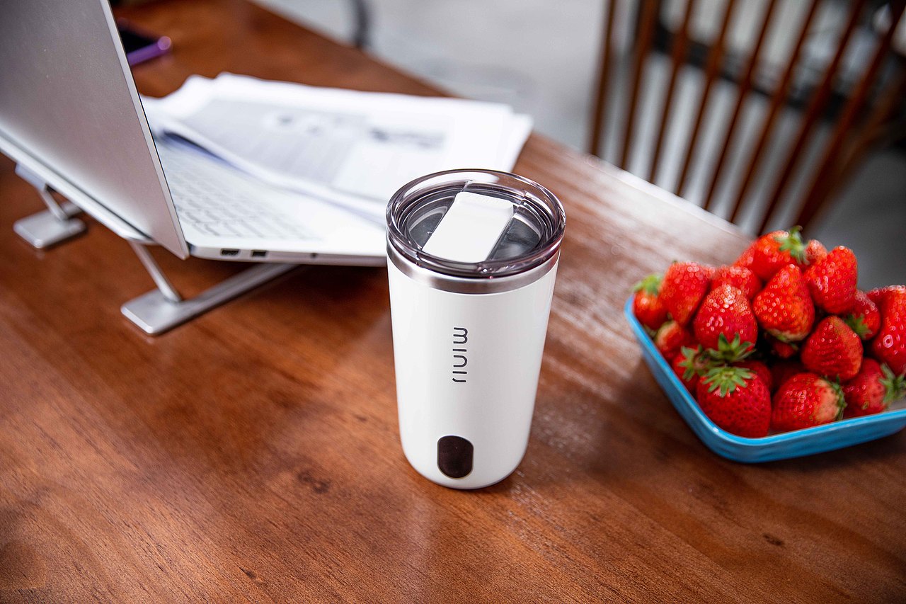 小吉-消毒杯（图ZMjg1MzI1NDg0） - 产品摄影 - 站酷设计师香山郭老狗丶原创素材 - 站酷ZCOOL