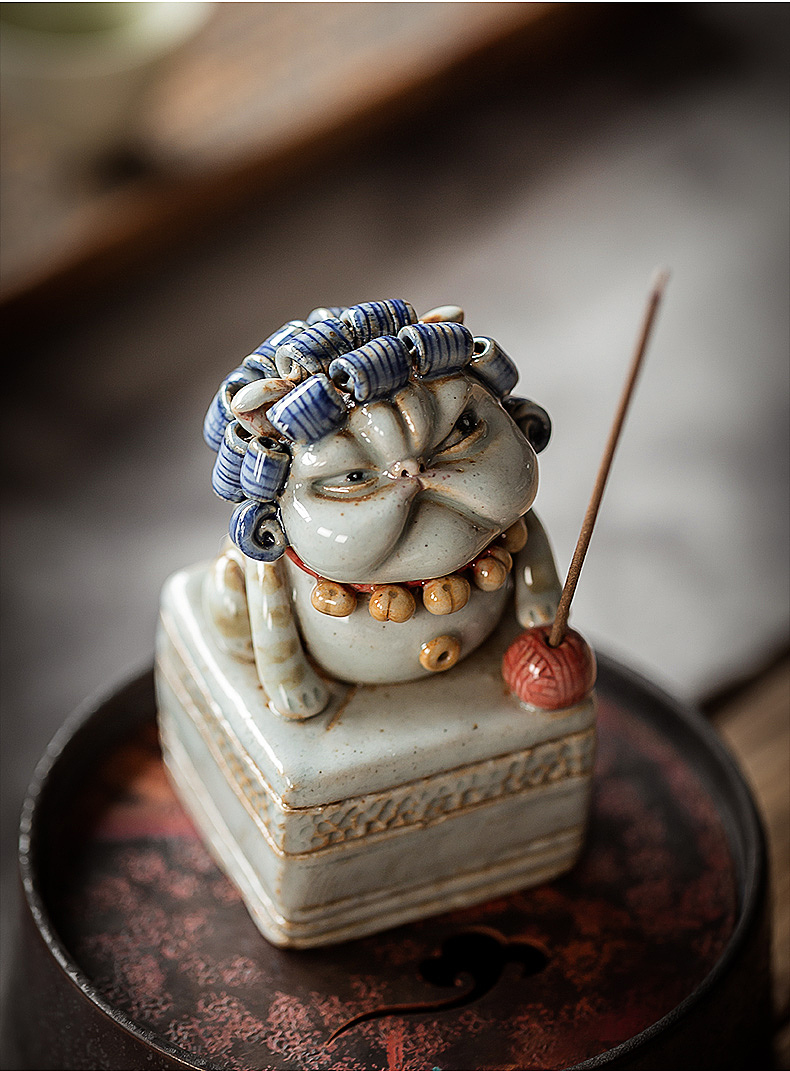 器十二 景德镇手工捏雕 叼烟斗的加菲猫倒流香香插摆件