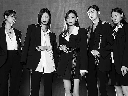 黑柜（个人主页-ZNTYyNjYxNDg=） - 时尚/艺术摄影 - 站酷设计师树小被挖原创素材 - 站酷ZCOOL