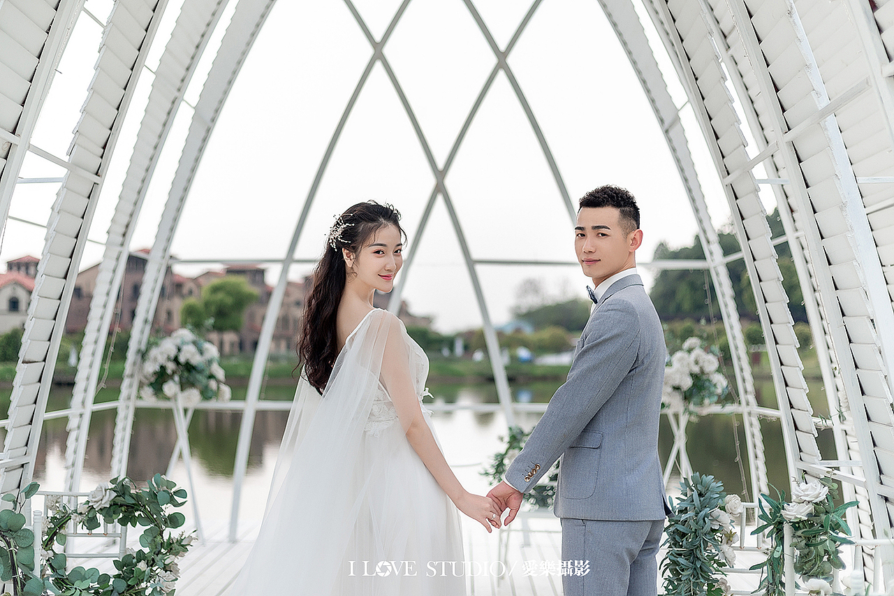 爱乐摄影原创作品——《修心谷情事》