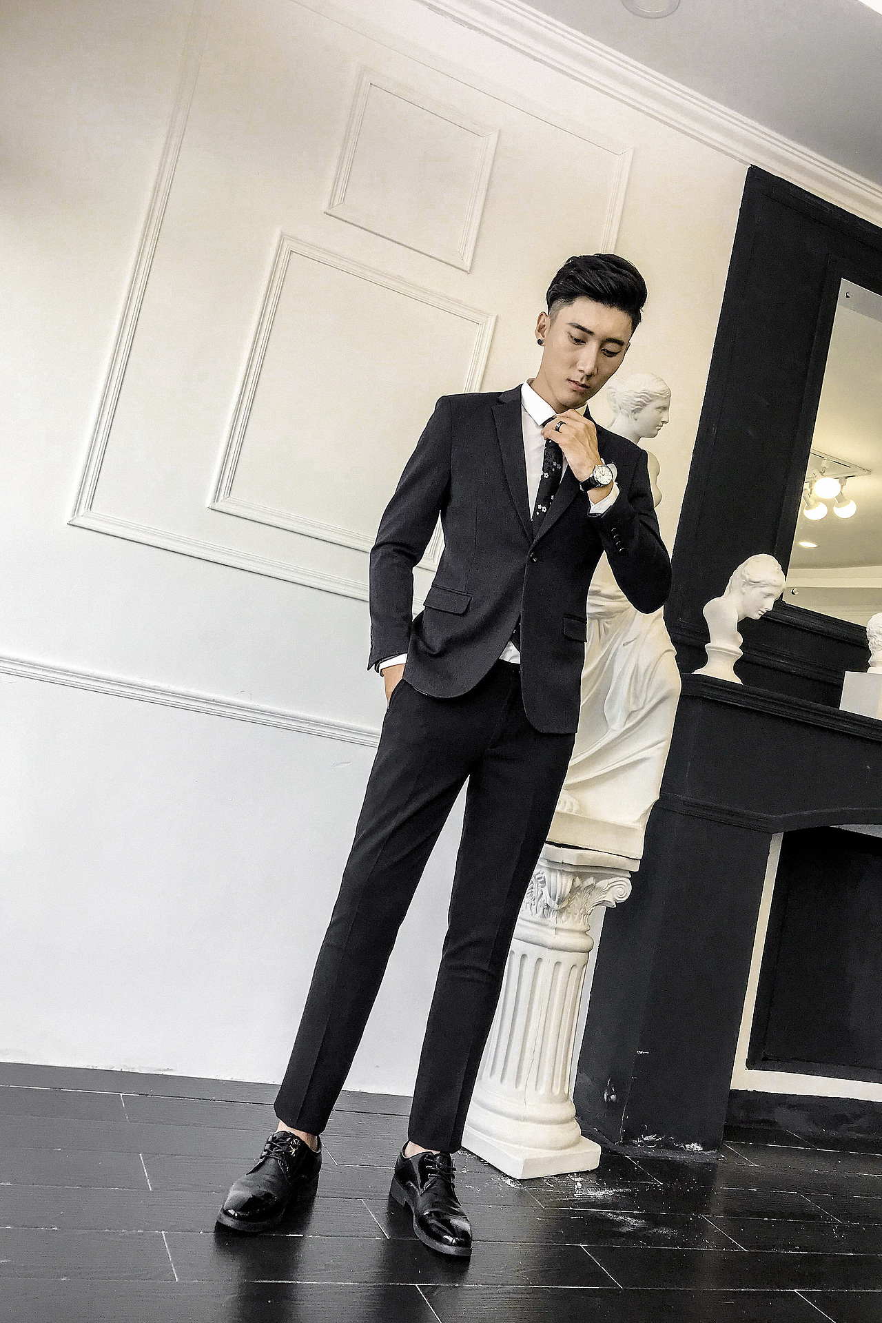 朋盛传媒-麒翔西装拍摄 淘宝拍摄