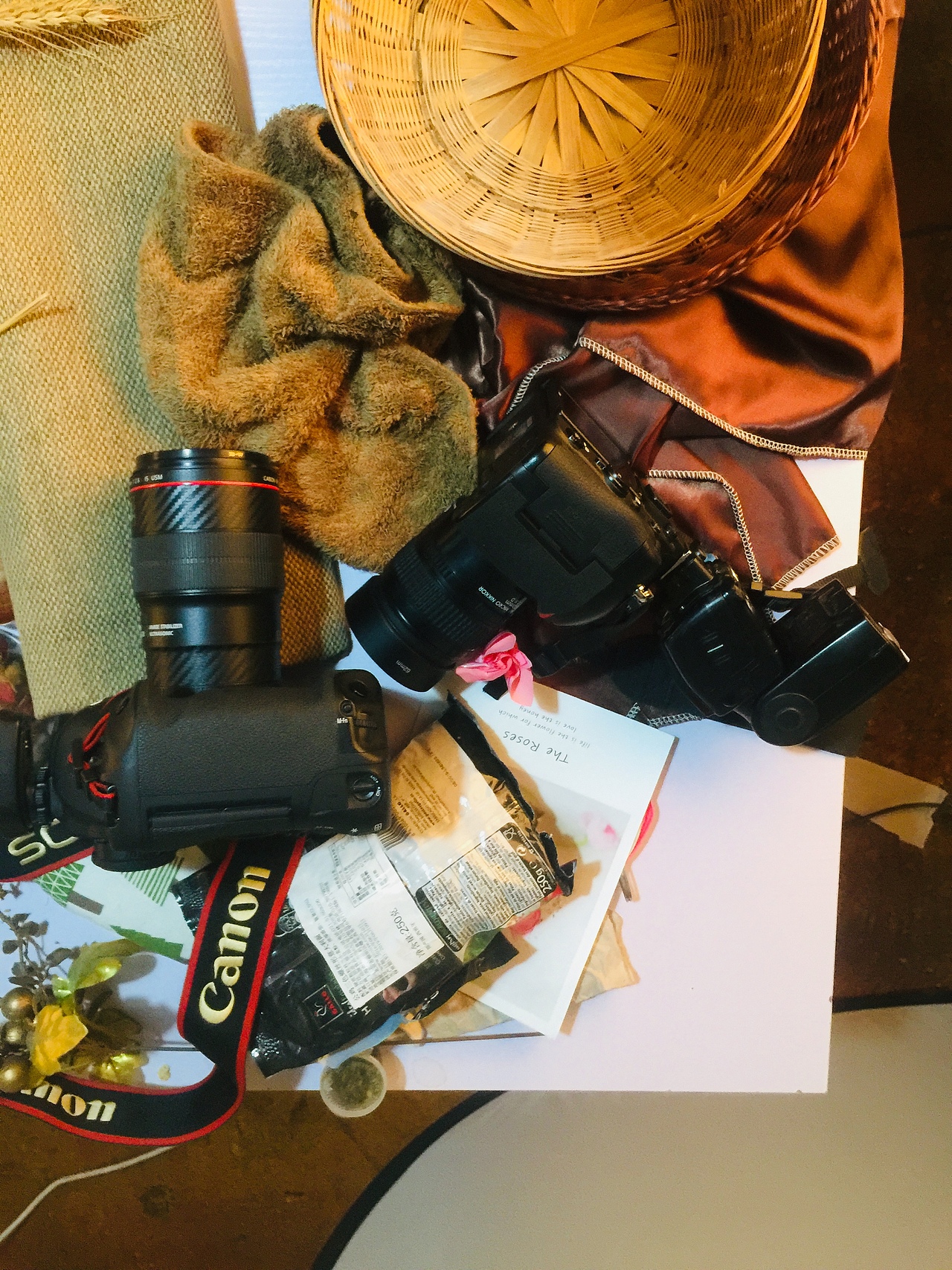 骨質(zhì)瓷拍攝（圖ZMTQ0NjE3MTI0） - 產(chǎn)品攝影 - 站酷設(shè)計(jì)師村長(zhǎng)Wong原創(chuàng)素材 - 站酷ZCOOL