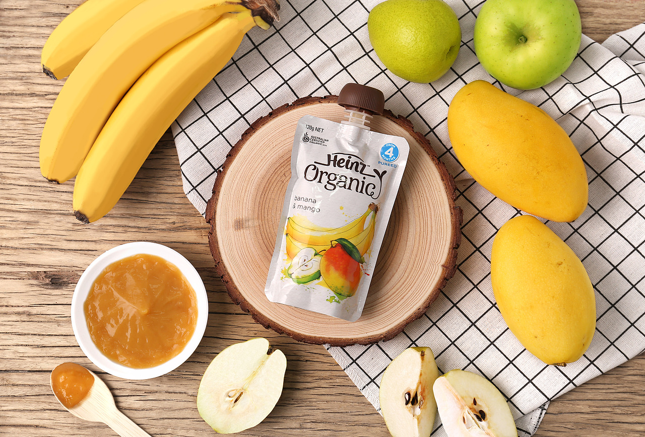 婴儿辅食果泥静物