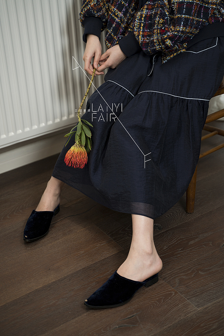 蝴蝶领宽松连衣裙（图ZMTU5MjYwMjY4） - 休闲/流行服饰 - 站酷设计师婚纱设计师兰奕原创素材 - 站酷ZCOOL