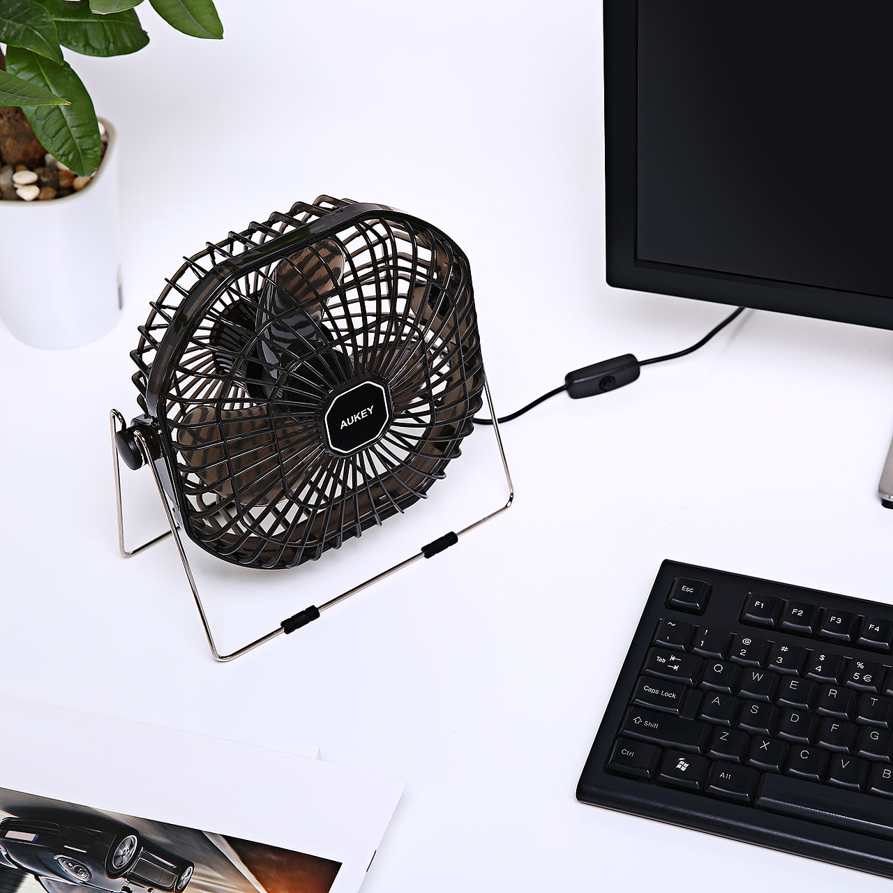 小风扇白底图设计