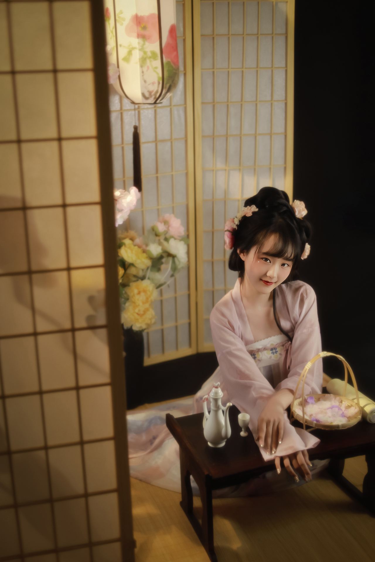 疏影横斜水清浅,暗香浮动月黄昏...