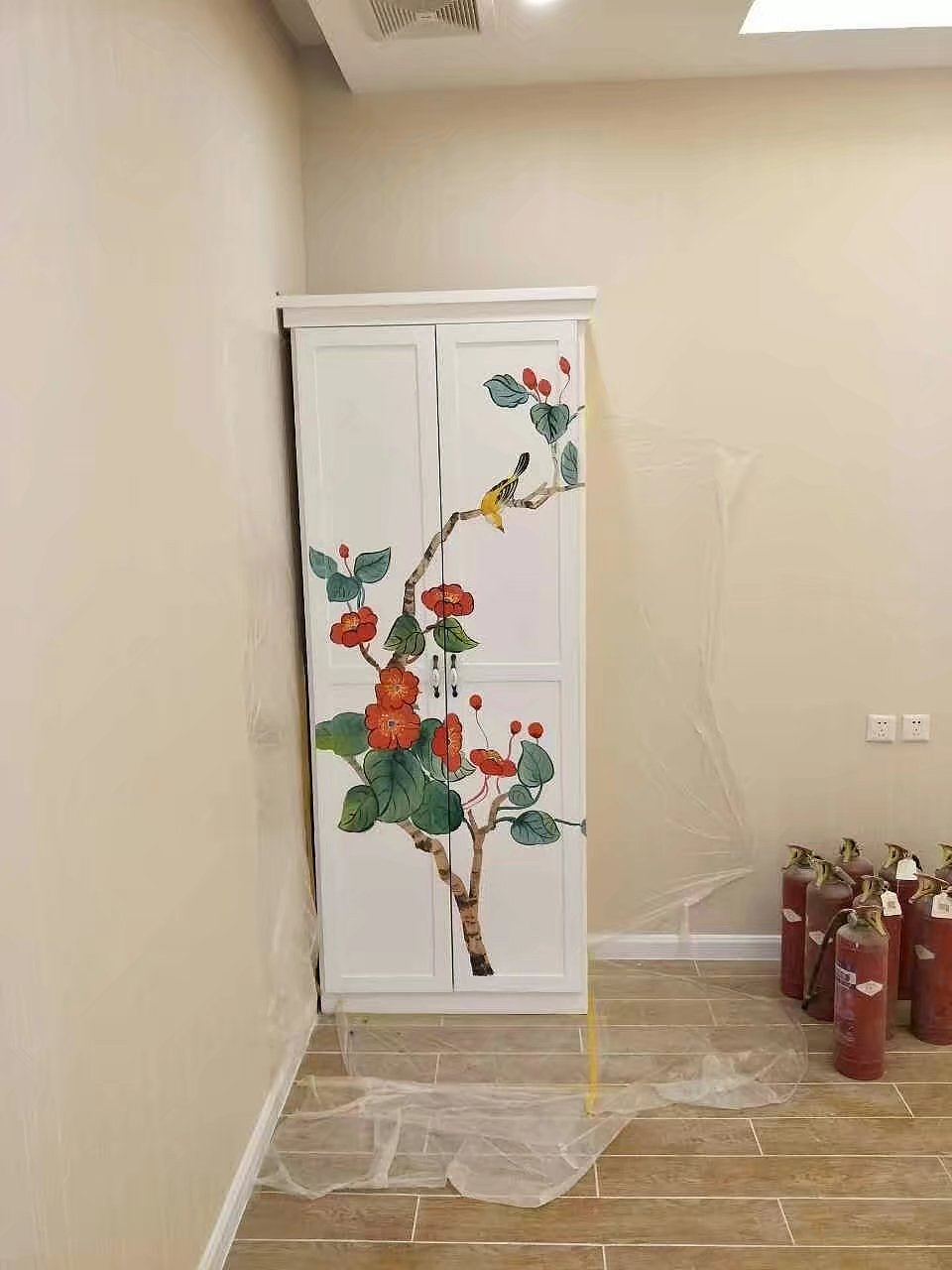 家具彩绘（图ZNzgyOTMwNzY=） - 新锐潮流插画 - 站酷设计师青岛绘美手绘壁画原创素材 - 站酷ZCOOL