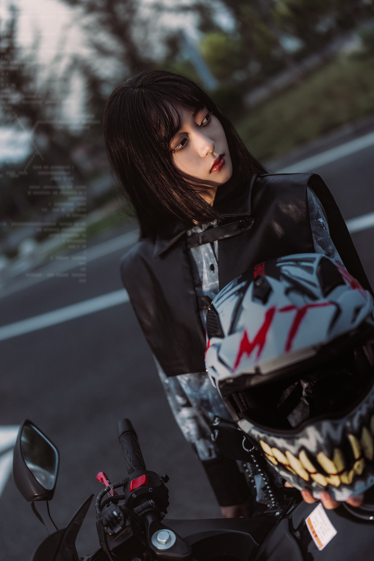 暗黑系机车少女