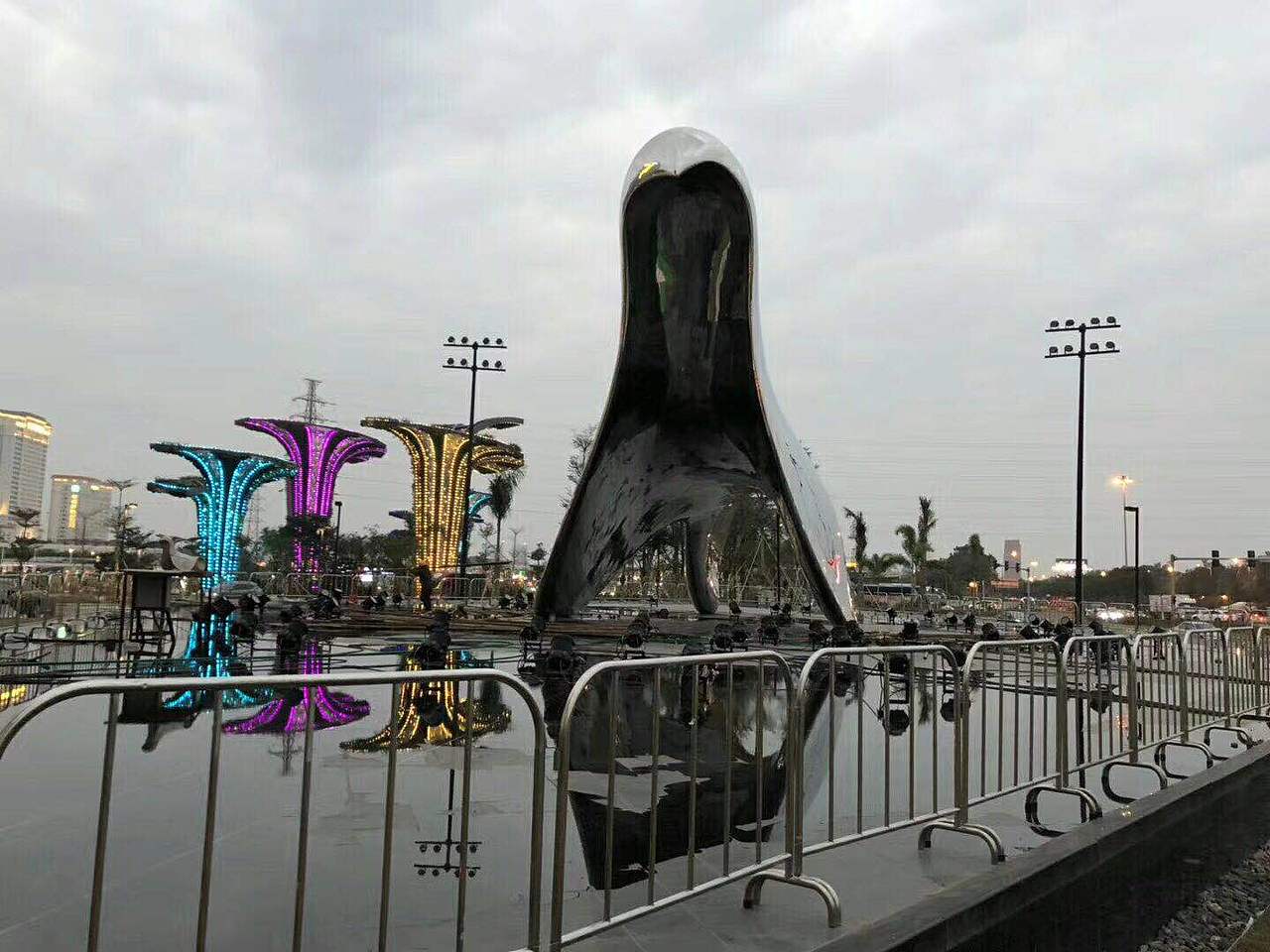 和平鸽大型不锈钢雕塑 不锈钢景观雕塑